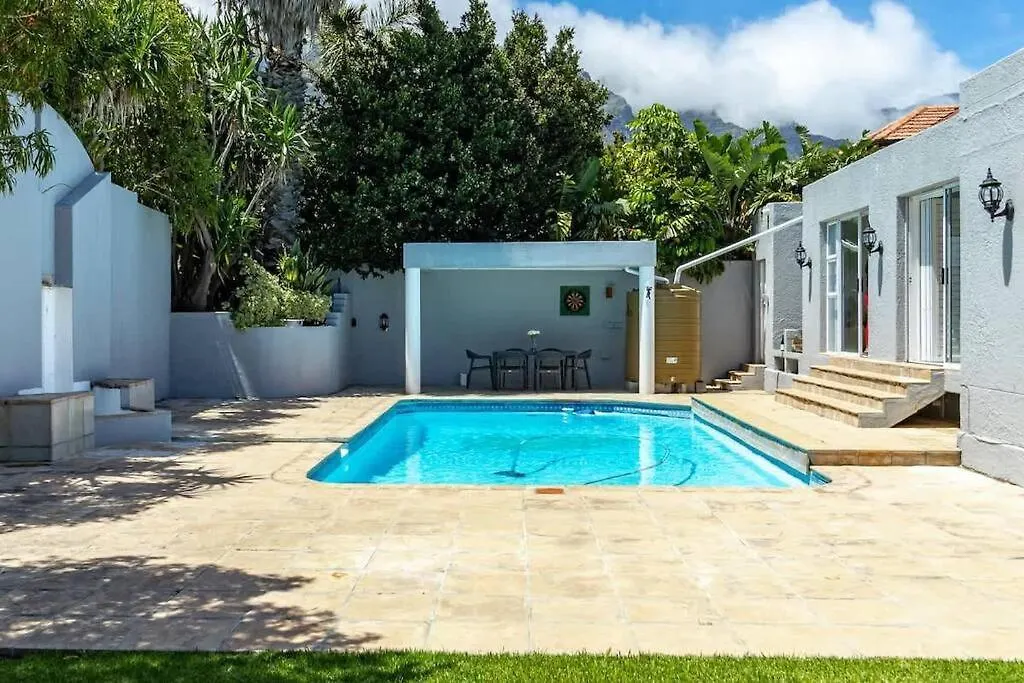 Studio Garden Cottage, Camps Bay Cape Town